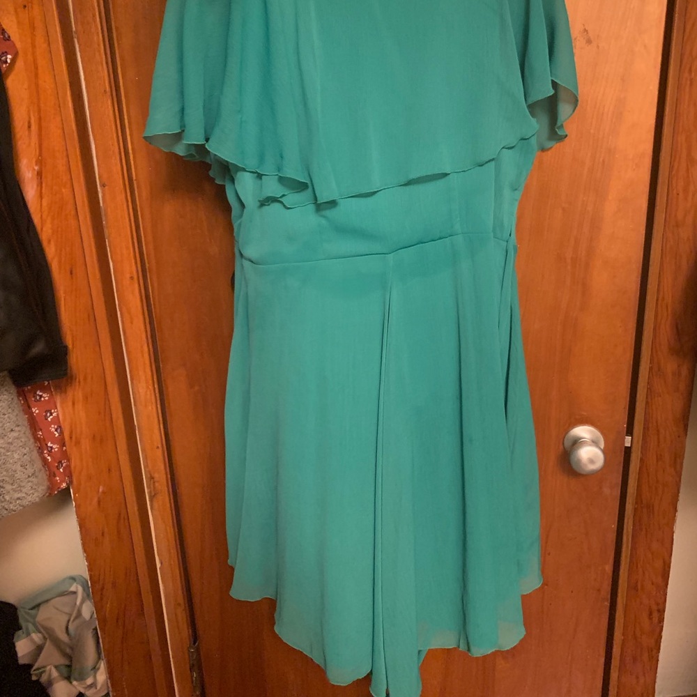NWT: ASOS Curve emerald green mini dress - Picture 4 of 5